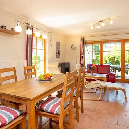 Feriehus Freesenbruch Reihenhaus 8 - Zum Zingst