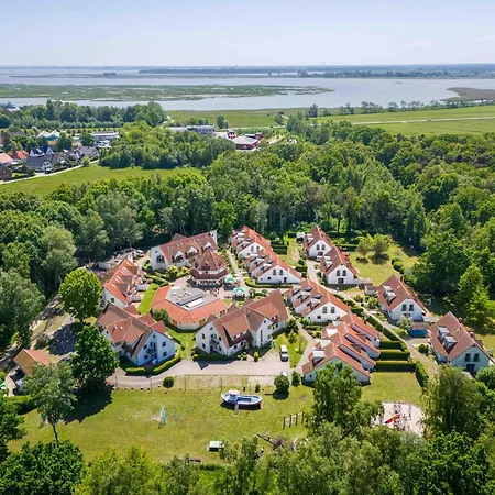 Freesenbruch Reihenhaus 8 - Zum Zingst