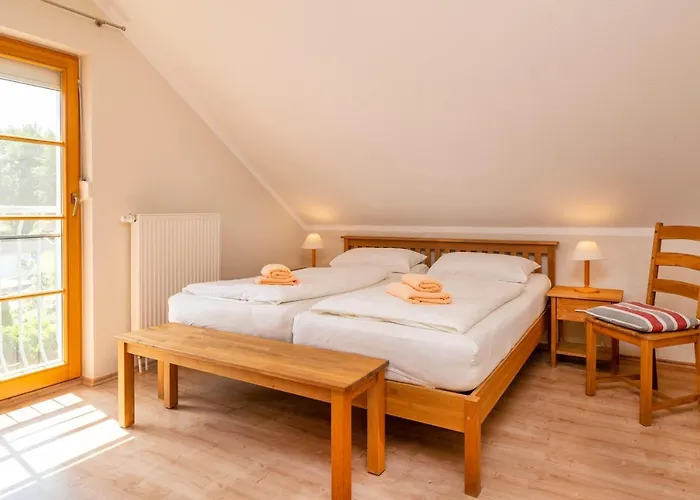 Freesenbruch Reihenhaus 8 - Zum * Zingst