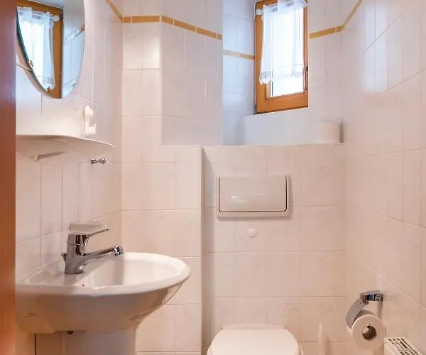 Freesenbruch Reihenhaus 8 - Zum *